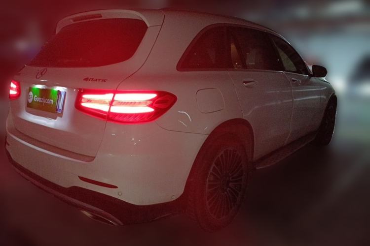 Used Mercedes-Benz GLC 2019 GLC 260 L 4MATIC Dynamic Model Rear Right 45 Deg
