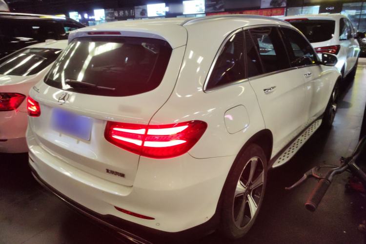 Used Mercedes-Benz GLC 2019 GLC 300 L 4MATIC Dynamic Model Rear Right 45 Deg