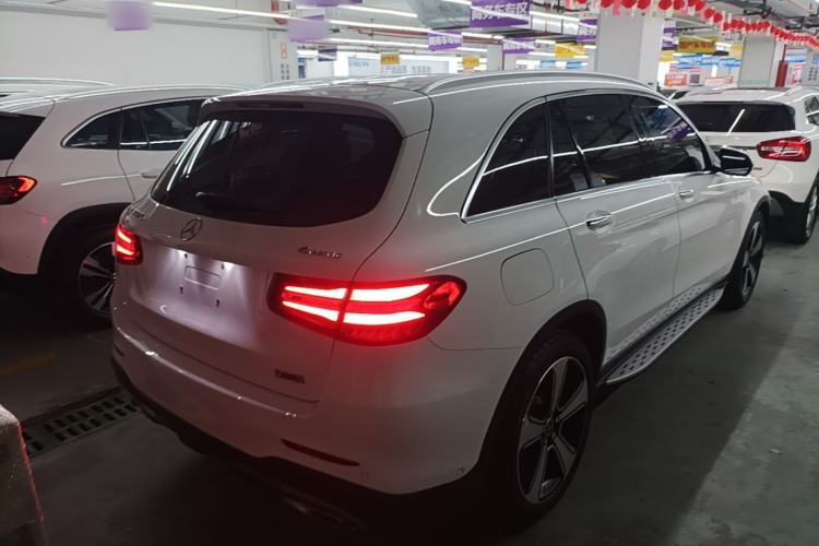 Used Mercedes-Benz GLC 2019 GLC 300 L 4MATIC Dynamic Model Rear Right 45 Deg