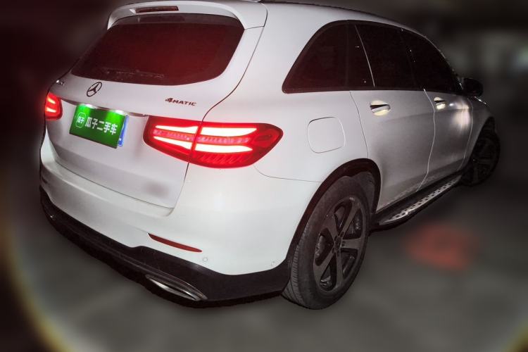 Used Mercedes-Benz GLC 2019 Facelift GLC 260 L 4MATIC Luxury Model Rear Right 45 Deg