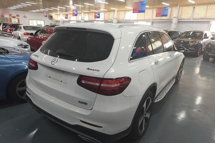 Used Mercedes-Benz GLC 2019 GLC 260 L 4MATIC Luxury Model Rear Right 45 Deg
