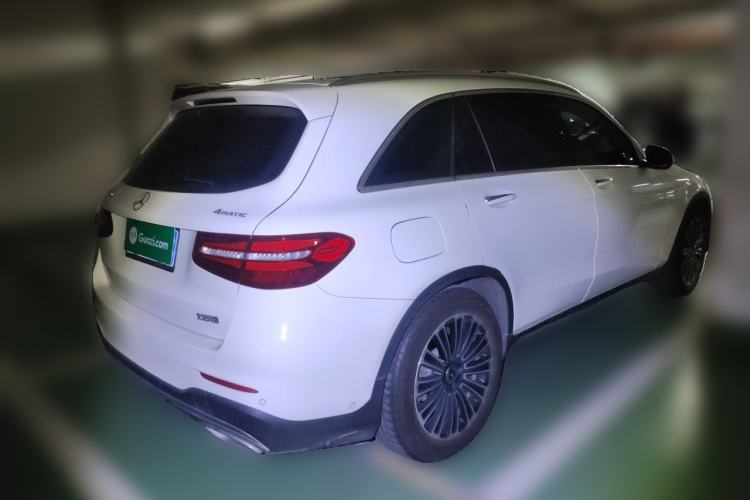 Used Mercedes-Benz GLC 2019 GLC 260 L 4MATIC Dynamic Model Rear Right 45 Deg
