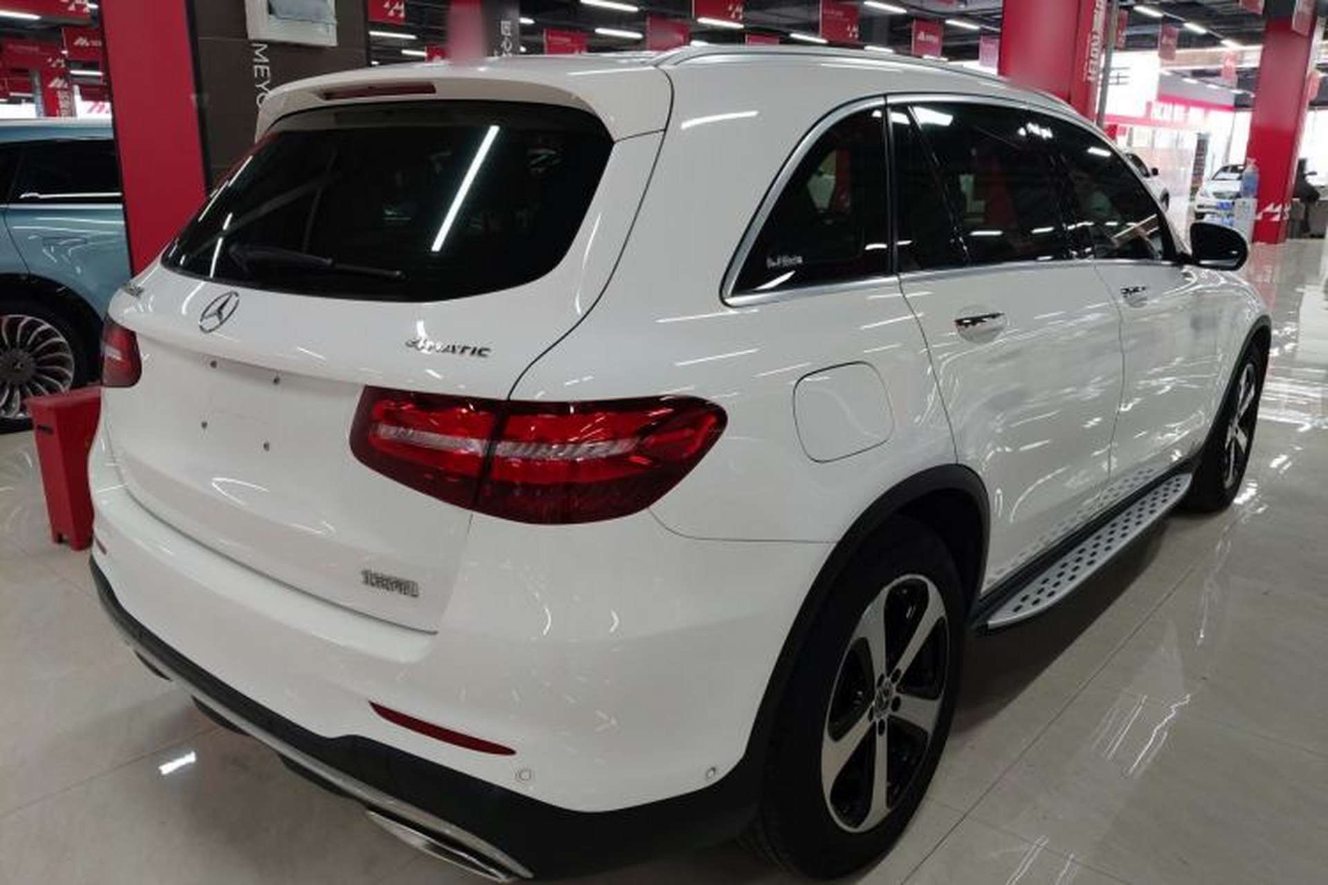Used Mercedes-Benz GLC 2019 Facelift GLC 260 L 4MATIC Luxury Model Rear Right 45 Deg
