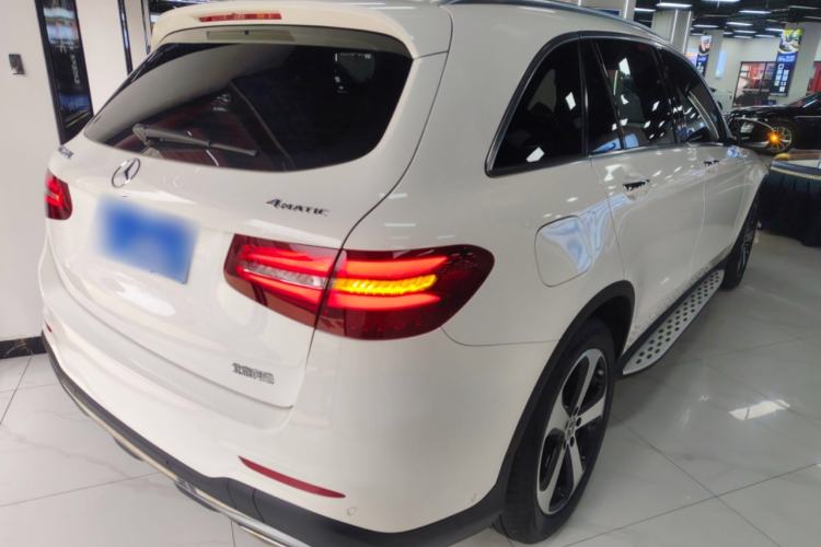 Used Mercedes-Benz GLC 2019 Facelift GLC 260 L 4MATIC Luxury Model Rear Right 45 Deg