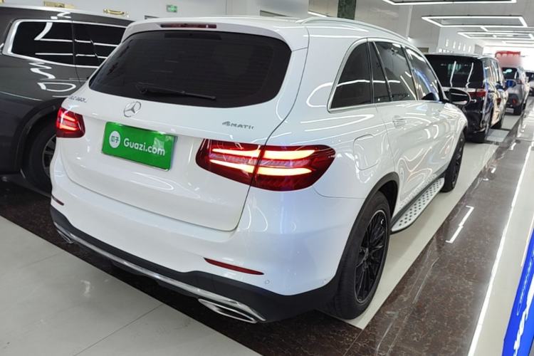 Used Mercedes-Benz GLC 2019 GLC 260 L 4MATIC Luxury Model Rear Right 45 Deg