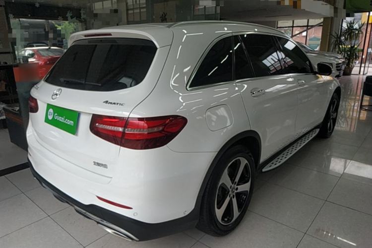 Used Mercedes-Benz GLC 2019 Facelift GLC 260 L 4MATIC Luxury Model Rear Right 45 Deg