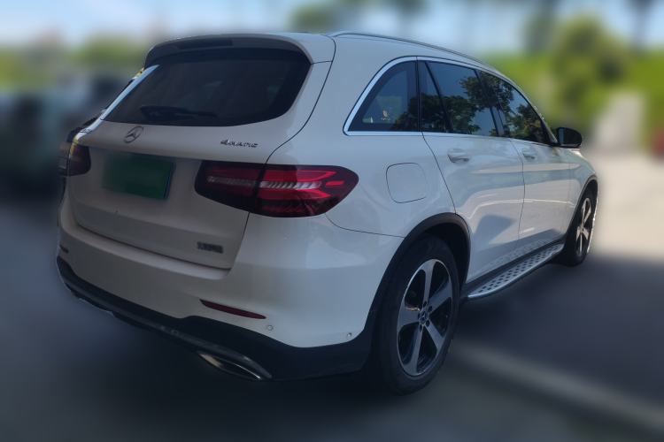 Used Mercedes-Benz GLC 2019 GLC 260 4MATIC Luxury Model Rear Right 45 Deg