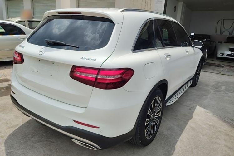 Used Mercedes-Benz GLC 2019 GLC 260 L 4MATIC Dynamic Model Rear Right 45 Deg