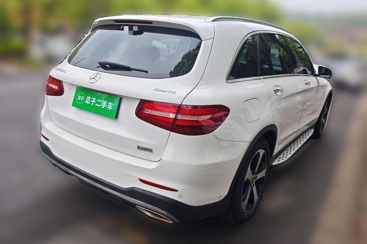 Used Mercedes-Benz GLC 2019 Facelift GLC 260 L 4MATIC Luxury Model Rear Right 45 Deg