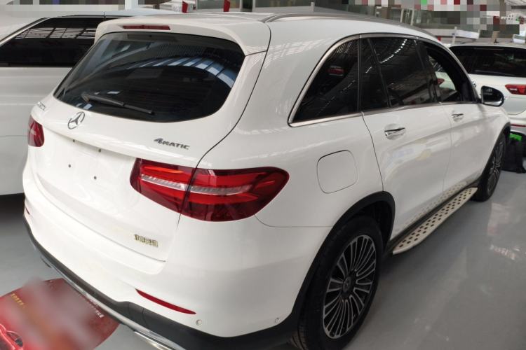 Used Mercedes-Benz GLC 2019 GLC 260 L 4MATIC Dynamic Model Rear Right 45 Deg