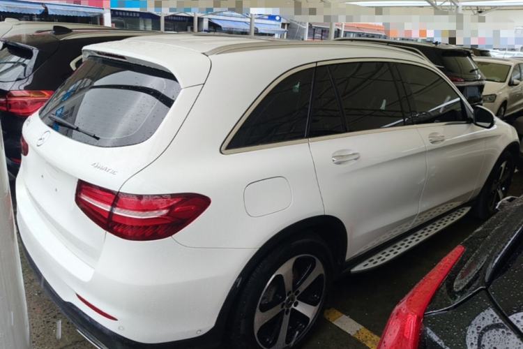 Used Mercedes-Benz GLC 2019 Facelift GLC 260 L 4MATIC Luxury Model Rear Right 45 Deg