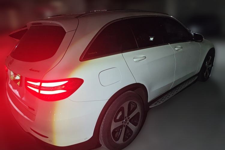 Used Mercedes-Benz GLC 2019 GLC 260 4MATIC Luxury Model Rear Right 45 Deg