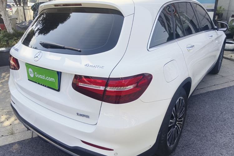 Used Mercedes-Benz GLC 2019 GLC 260 L 4MATIC Dynamic Model Rear Right 45 Deg