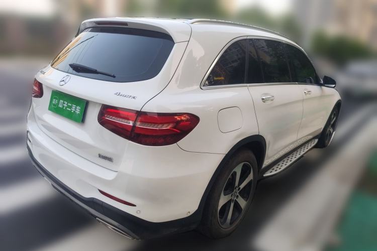 Used Mercedes-Benz GLC 2019 Facelift GLC 260 L 4MATIC Luxury Model Rear Right 45 Deg