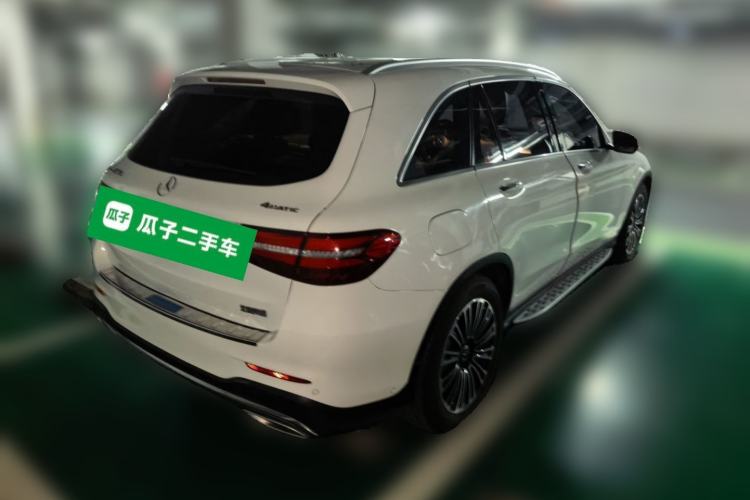Used Mercedes-Benz GLC 2019 GLC 260 L 4MATIC Dynamic Model Rear Right 45 Deg
