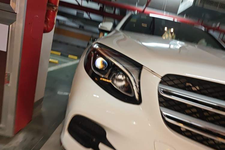 Used Mercedes-Benz GLC 2019 Facelift GLC 260 L 4MATIC Luxury Model Right Front Headlight
