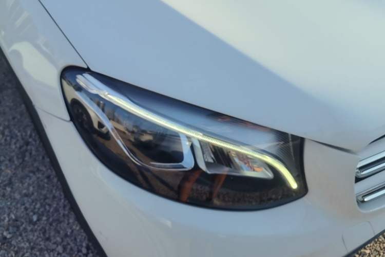 Used Mercedes-Benz GLC 2019 GLC 260 L 4MATIC Dynamic Model Right Front Headlight