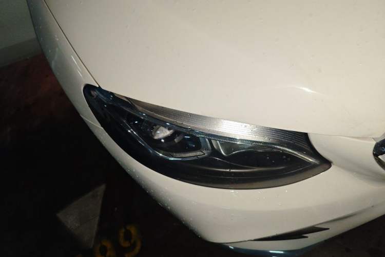 Used Mercedes-Benz GLC 2019 Facelift GLC 260 L 4MATIC Luxury Model Right Front Headlight