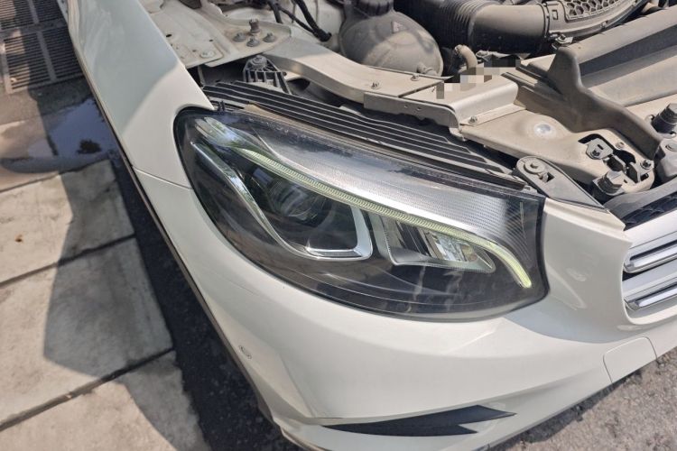Used Mercedes-Benz GLC 2019 Facelift GLC 260 L 4MATIC Luxury Model Right Front Headlight