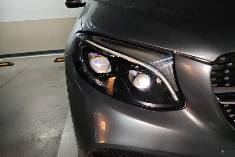 Used Mercedes-Benz GLC 2019 GLC 300 L 4MATIC Dynamic Model Right Front Headlight