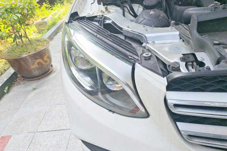 Used Mercedes-Benz GLC 2019 Refreshed GLC 300 L 4MATIC Dynamic Edition Right Front Headlight
