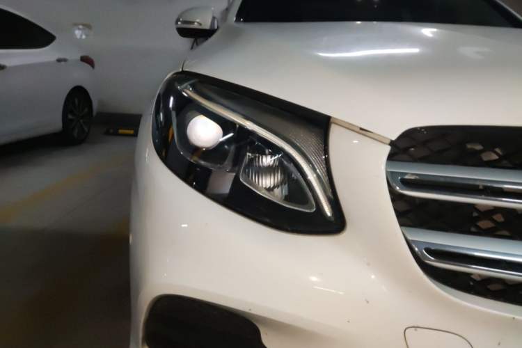Used Mercedes-Benz GLC 2019 GLC 260 4MATIC Dynamic Edition Right Front Headlight