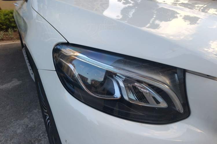 Used Mercedes-Benz GLC 2019 GLC 260 4MATIC Dynamic Edition Right Front Headlight