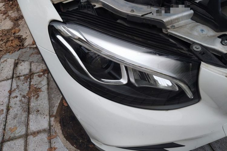 Used Mercedes-Benz GLC 2019 GLC 260 4MATIC Dynamic Edition Right Front Headlight