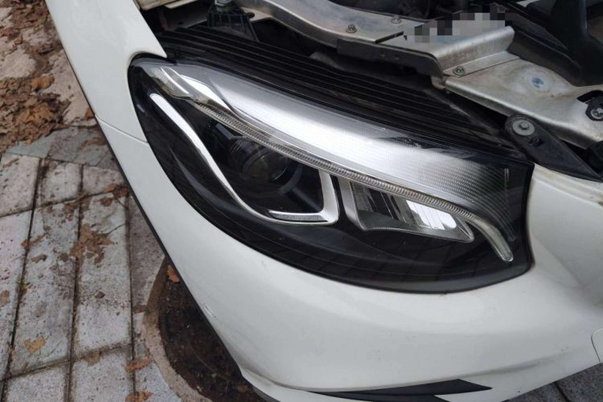 Used Mercedes-Benz GLC 2019 GLC 260 4MATIC Dynamic Edition Right Front Headlight