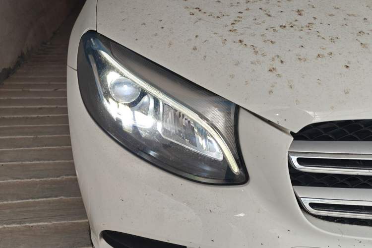 Used Mercedes-Benz GLC 2019 GLC 260 L 4MATIC Dynamic Model Right Front Headlight