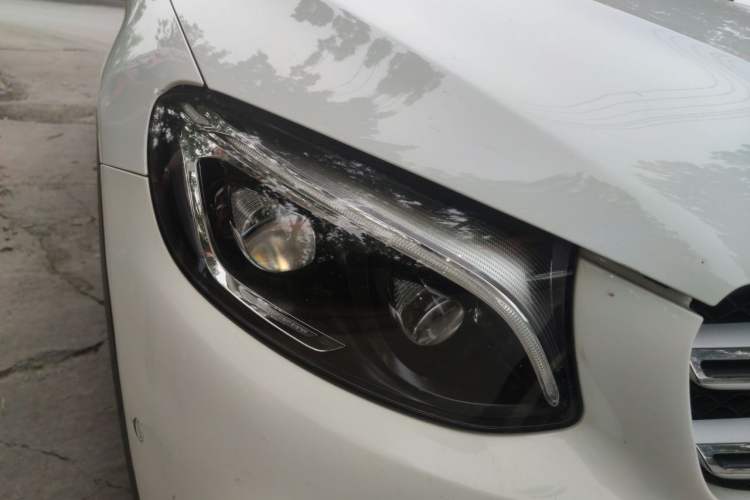 Used Mercedes-Benz GLC 2019 GLC 300 L 4MATIC Dynamic Model Right Front Headlight