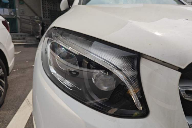 Used Mercedes-Benz GLC 2019 GLC 300 L 4MATIC Dynamic Model Right Front Headlight