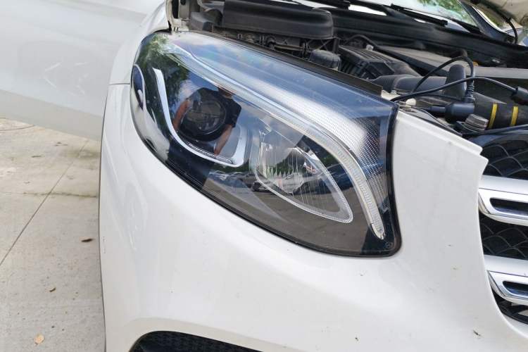 Used Mercedes-Benz GLC 2019 Facelift GLC 260 L 4MATIC Luxury Model Right Front Headlight