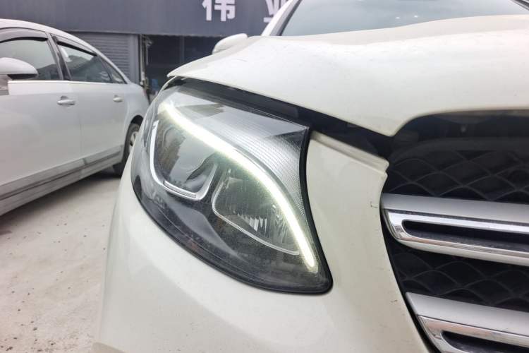 Used Mercedes-Benz GLC 2019 Facelift GLC 260 L 4MATIC Luxury Model Right Front Headlight