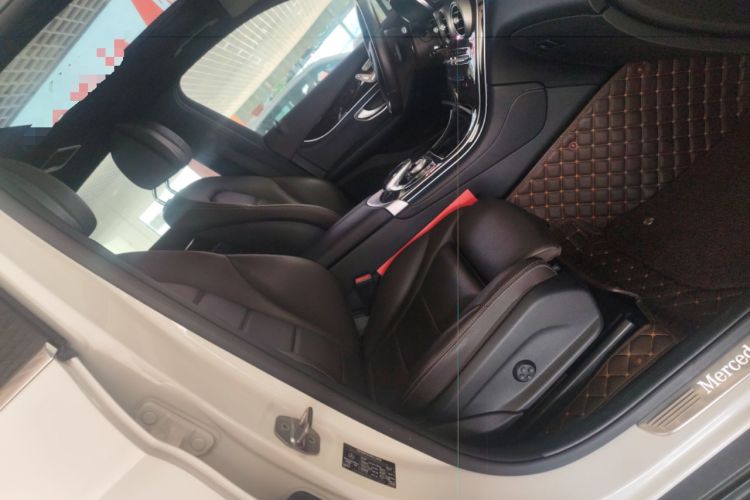 Used Mercedes-Benz GLC 2019 GLC 260 L 4MATIC Luxury Model Right Front Seat