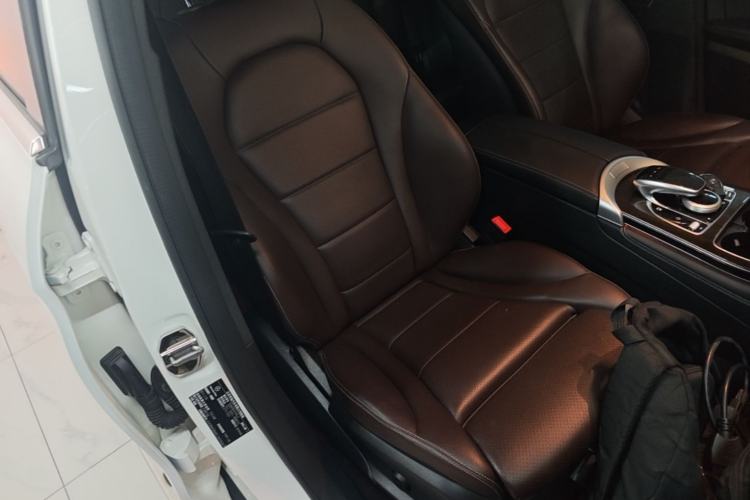Used Mercedes-Benz GLC 2019 GLC 260 L 4MATIC Dynamic Model Right Front Seat