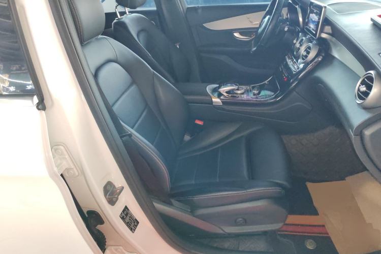 Used Mercedes-Benz GLC 2019 GLC 200 4MATIC Right Front Seat