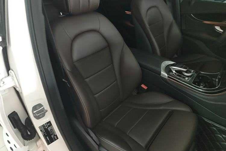 Used Mercedes-Benz GLC 2019 Facelift GLC 260 L 4MATIC Luxury Model Right Front Seat