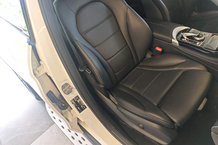 Used Mercedes-Benz GLC 2019 GLC 200 L 4MATIC Right Front Seat