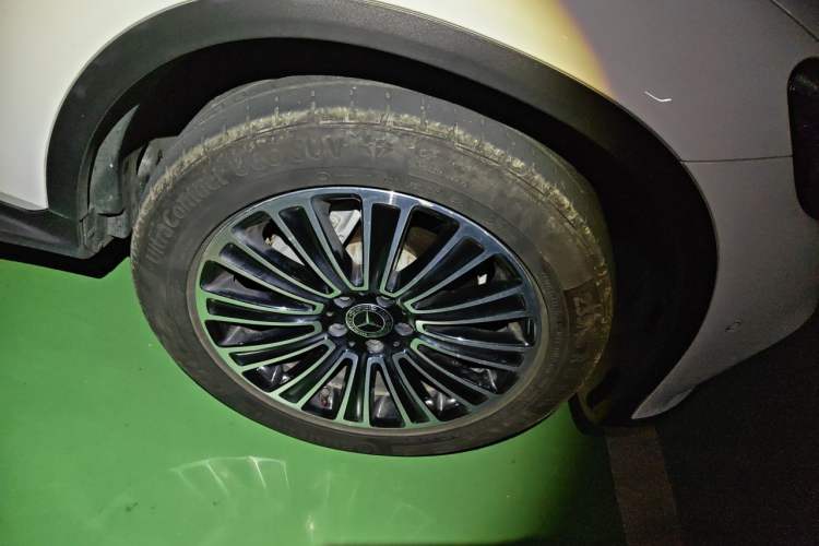 Used Mercedes-Benz GLC 2019 GLC 260 L 4MATIC Dynamic Model Right Front Wheel Hub