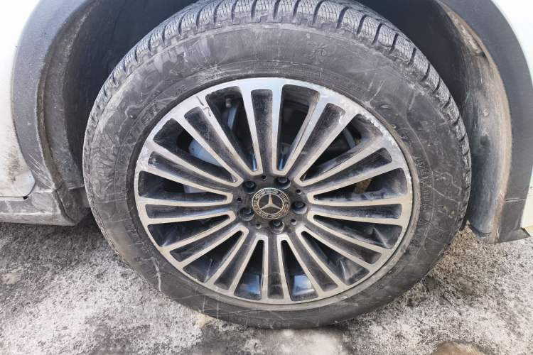 Used Mercedes-Benz GLC 2019 GLC 260 L 4MATIC Dynamic Model Right Front Wheel Hub