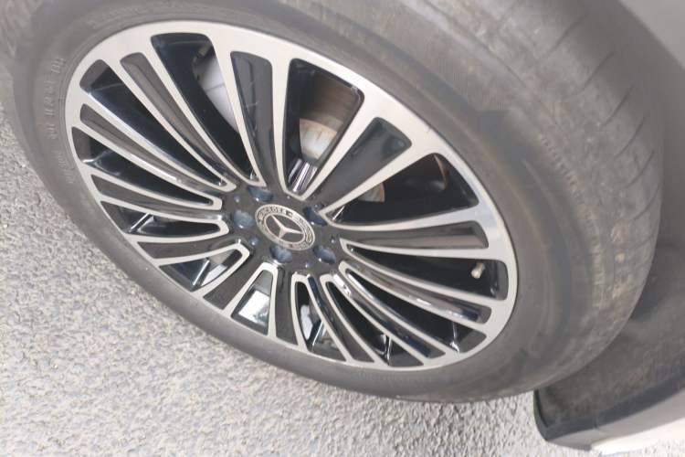 Used Mercedes-Benz GLC 2019 GLC 260 L 4MATIC Dynamic Model Right Front Wheel Hub