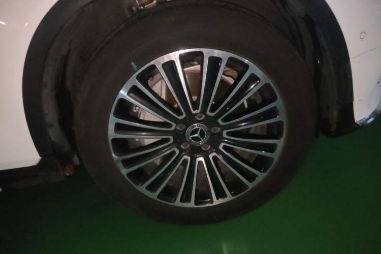Used Mercedes-Benz GLC 2019 GLC 260 L 4MATIC Dynamic Model Right Front Wheel Hub