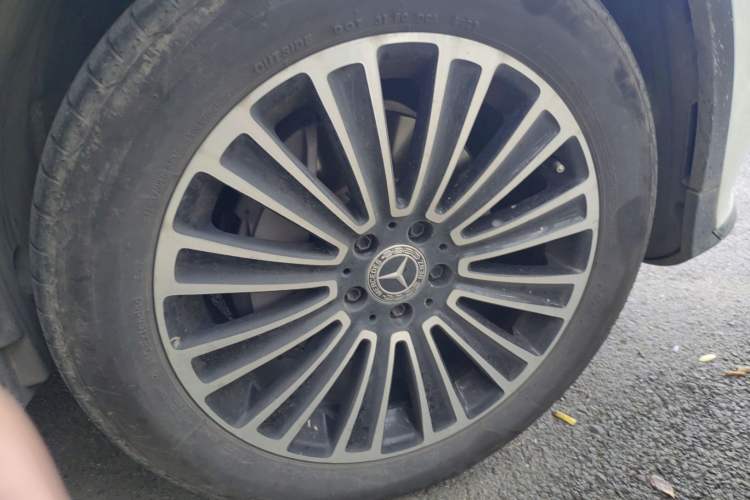 Used Mercedes-Benz GLC 2019 GLC 260 L 4MATIC Dynamic Model Right Front Wheel Hub