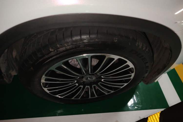 Used Mercedes-Benz GLC 2019 GLC 260 L 4MATIC Dynamic Model Right Front Wheel Hub