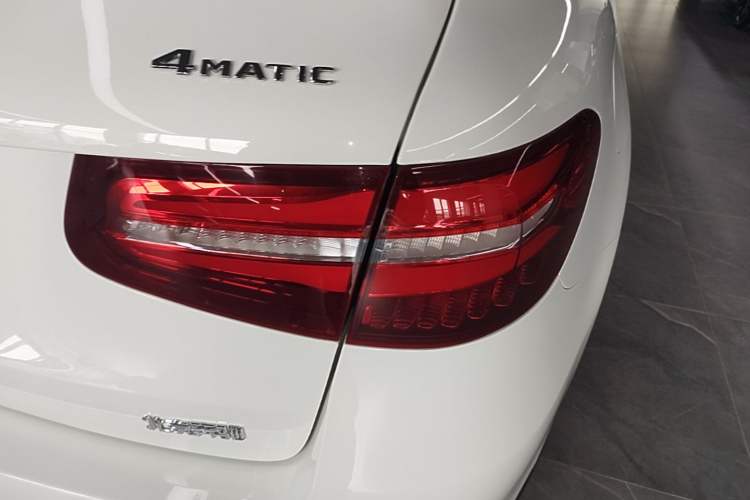 Used Mercedes-Benz GLC 2019 GLC 260 L 4MATIC Dynamic Model Right Rear Taillight