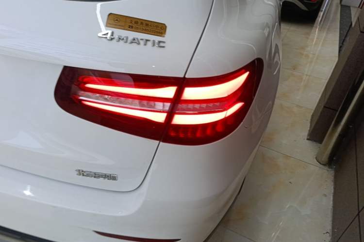 Used Mercedes-Benz GLC 2019 GLC 260 L 4MATIC Dynamic Model Right Rear Taillight