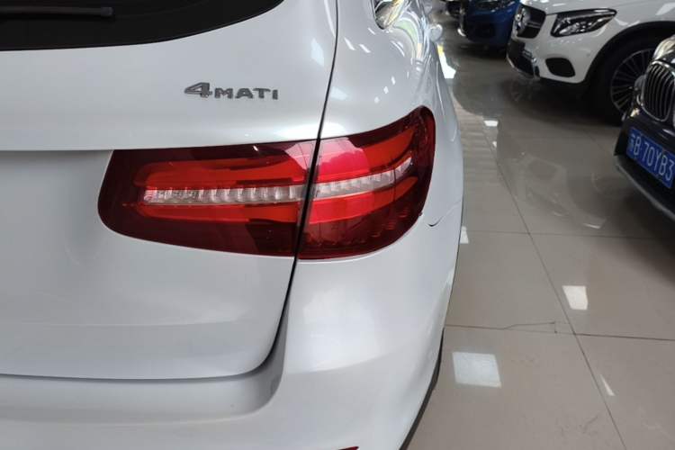 Used Mercedes-Benz GLC 2019 GLC 260 4MATIC Luxury Model Right Rear Taillight