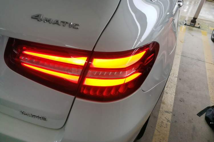 Used Mercedes-Benz GLC 2019 GLC 260 L 4MATIC Dynamic Model Right Rear Taillight