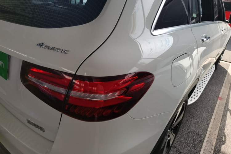 Used Mercedes-Benz GLC 2019 Refreshed GLC 300 L 4MATIC Dynamic Edition Right Rear Taillight
